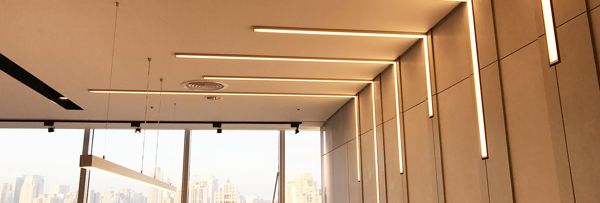 Chain GLSF 3864 Suspended LED Linear Light - Image 9